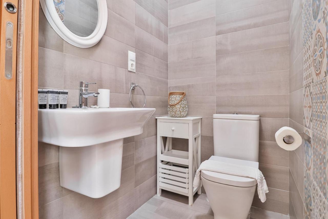Flat 2 Bedrooms In The City Center Málaga Exterior foto